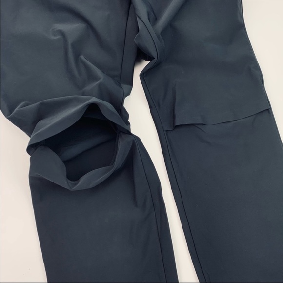 Like-New Nike Sportswear Tech Pack Split Knee Legging, Size M - Picture 12 of 13